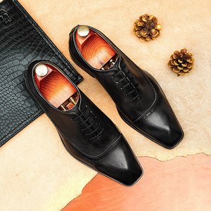 Nouvelles Bottes Classiques de Designer pour Hommes en Cuir Véritable Automne Hiver 2025 – Confortables, Imperméables, Antidérapantes, à Enfiler, pour le Travail - Product Image 1
