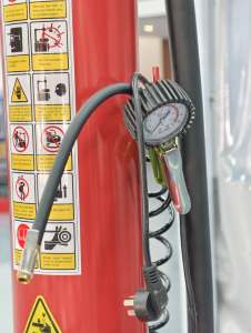 Machine à changer les pneus conforme à la norme CE, support de jante intérieure de 26 pouces, pour pneus de <span class=keywords><strong>voiture</strong></span> de 11 à 24 pouces, largeur de roue de 3 à 15 pouces - Product Image 6