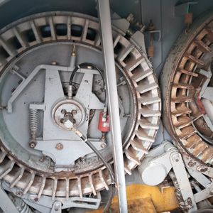 رافعة زاحفة مستعملة كوبيلكو 55 طن، رافعة زاحفة هيدروليكية كوبيلكو 7055 مستعملة بحالة جيدة - Product Image 6