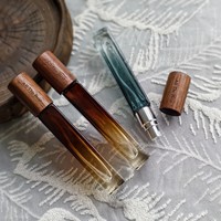 Flacon de parfum de voyage, vaporisateur à pression, petit échantillon portable 10 ml, sous-emballage de haute qualité, logo laser, design simple