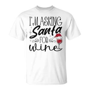 Camiseta navideña con la frase 'Estoy pidiendo vino a Papá Noel', camiseta familiar para beber en las fiestas - Product Image 1