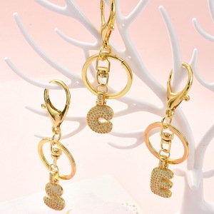 Portachiavi all'ingrosso con lettere di moda con alfabeto a diamante per portachiavi in <span class=keywords><strong>oro</strong></span> argento alla moda portachiavi iniziale per borsa - Product Image 5