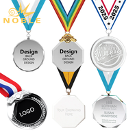 Noble verre médaille Souvenirs personnalisés cadeau verre médaille prix 2025 nouvelle médaille personnalisée de sport créatif