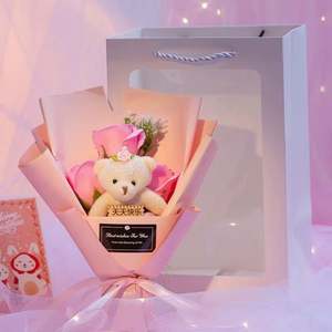 NUEVO regalo de San Valentín juguete de peluche suave ramo de conejito rojo barato colorido dibujos animados espuma de felpa boda oso de peluche ramo de flores - Product Image 4