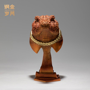 Escultura de Cabeza de Cocodrilo en Latón con Detalles en Cobre y Oro, Decoración Artística para Oficina, Figura Animal Hecha a Mano - Product Image 4