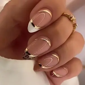 BEAU FLY Beliebte 24-teilige kurze Mandel presse auf Nägeln Sparkle Gold Line Künstliche Fingernägel