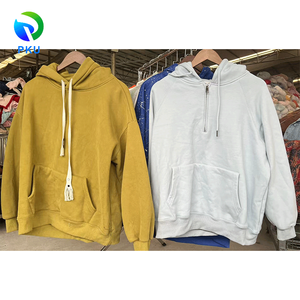 Felpe con cappuccio da <span class=keywords><strong>uomo</strong></span> vestiti di seconda mano per gli uomini con cappelli felpe essenziali con cappuccio all'ingrosso <span class=keywords><strong>abiti</strong></span> usati grossisti <span class=keywords><strong>online</strong></span> - Product Image 3