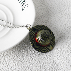 Collana con Ciondolo a Forma di Cappello di Paglia in Lega Placcata Oro, Catena in Metallo Anime per Uomo e Donna, Portachiavi in Lega di Zinco - Product Image 5