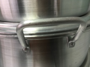 Olla Grande de Aluminio de Alta Calidad para Sopa y Caldo, con 2 Asas y Tapa, para Cocinas de Gas e Inducción, Venta al por Mayor para Papúa Nueva Guinea - Product Image 4