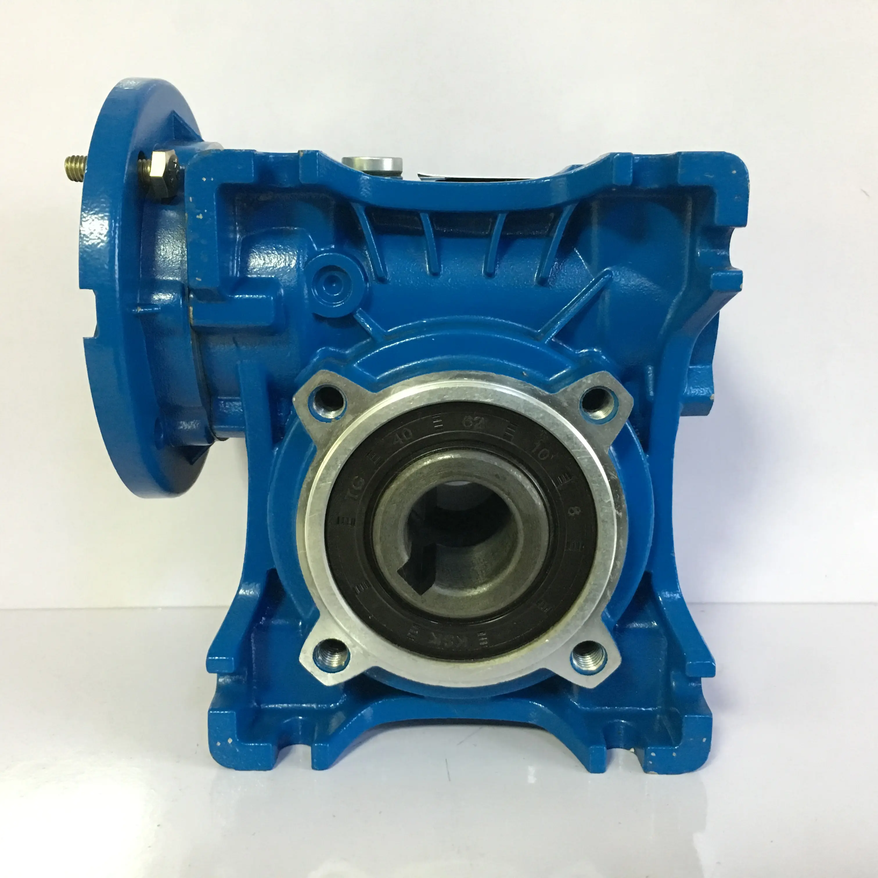 China made NMRV50 series Aluminum small worm gearbox right angle speed reducer for food machine