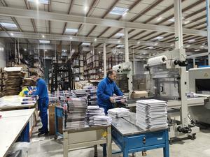 Installation logistique moderne en Espagne offrant des services de préparation, emballage, expédition, retours et gestion des stocks, avec des réponses en 24h pour les vendeurs mondiaux - Product Image 3