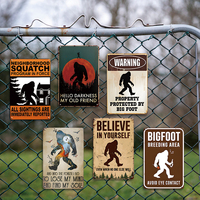 Plaque en métal amusante Bigfoot, avertissement Sasquatch, surveillance de quartier, humour, décoration de cave d'homme en plein air