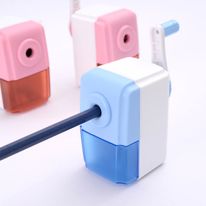 ที่เหลาดินสอแบบหมุนมือ สีฟ้าชมพู สำหรับเด็ก นักเรียน ของขวัญ ขายส่ง ปรับแต่งได้จำนวนมาก - Product Image 1