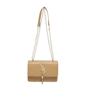 Rivenditore online moda donna design quadrato lettera PU pochette <span class=keywords><strong>rosa</strong></span> <span class=keywords><strong>borsa</strong></span> <span class=keywords><strong>a</strong></span> <span class=keywords><strong>tracolla</strong></span> con catena nappa - Product Image 4