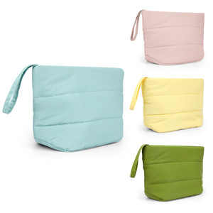 Sac cosmétique personnalisé d'usine OEM, trousse de maquillage mignonne, trousse de toilette pour femmes - Product Image 5