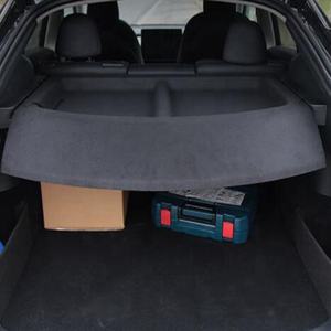 Couverture arrière de cargaison d'étagère de colis de voiture d'OEM pour <span class=keywords><strong>Tesla</strong></span> modèle <span class=keywords><strong>Y</strong></span> 2023 2022 2021 pièces de porte-bagages de charge de coffre - Product Image 4