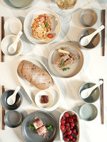 Service de Table en Céramique de Luxe 52 Pièces Style Nordique, Vaisselle en Porcelaine Fine, Bols et Assiettes, Compatible Micro-ondes, Idéal pour un Cadeau de Pendaison de Crémaillère