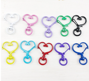 2024 Kleurrijk Bakverf Lente Gesp Vorm Love Star Konijn Beer Bloem Boog Pentagram Vorm Sleutelhanger Diy Accessoires - Product Image 4