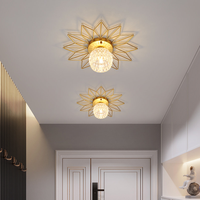 Luminaires suspendus LED en fer modernes et simples pour couloir, hall d'entrée et balcon, luminaires de plafond en forme de tournesol