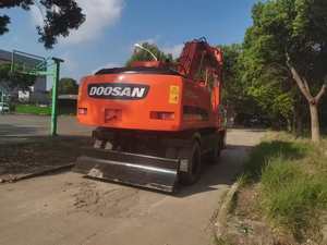Excavatrice sur pneus d'occasion Doosan DH210W-9, 21 tonnes, avec pompe et moteur, rapport et inspection vidéo fournis, bon prix, vente CE - Product Image 3