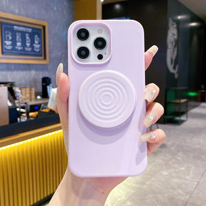 Coque compatible avec iPhone 17 Pro Max, iPhone 16, iPhone 15 et iPhone 14 Plus, en silicone, avec support pliable à motif vague. - Product Image 4