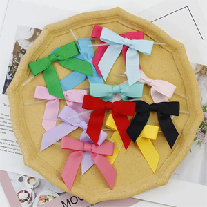 Chuyên Nghiệp Tùy Chỉnh Khác Nhau Chai <span class=keywords><strong>Bow</strong></span> Tie Nước Hoa Ribbon <span class=keywords><strong>Bow</strong></span> Với Ban Nhạc Đàn Hồi Cho Quà Tặng Bao Bì - Product Image 1