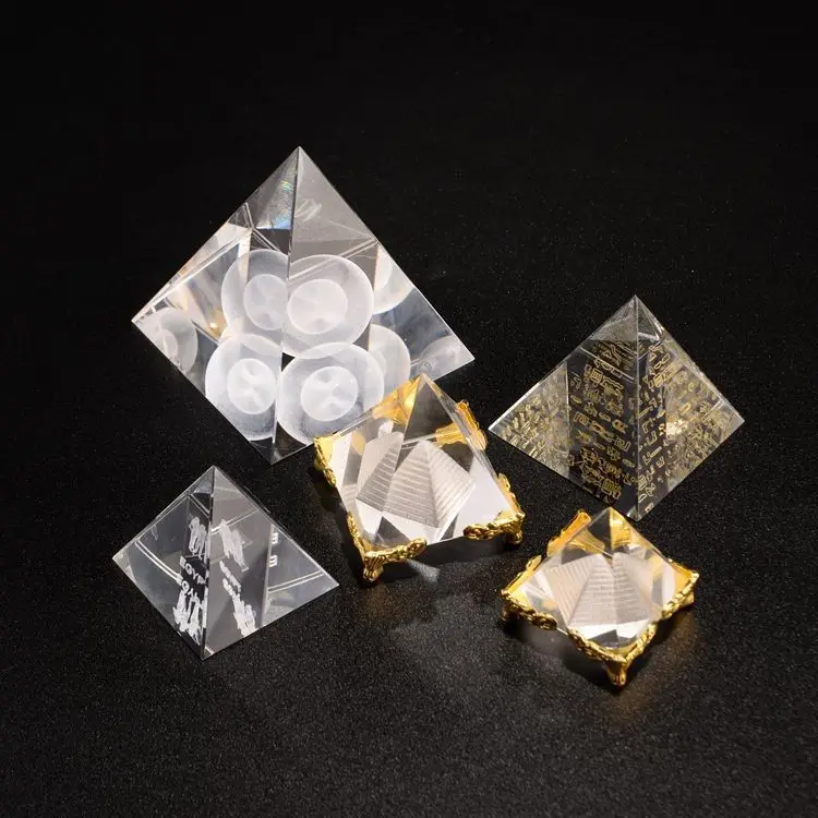 Exquisite Transparent Glass Crystal Pyramid Shape 3d Laser Engraving Paperweight Model Decoration