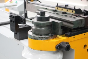 Máy uốn ống thủy lực dùng trong nhà máy NC 38, chất lượng tốt - Product Image 2