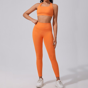 Nouvel <span class=keywords><strong>ensemble</strong></span> de vêtements de <span class=keywords><strong>sport</strong></span> personnalisés pour <span class=keywords><strong>femme</strong></span> : Leggings de yoga, soutien-gorge <span class=keywords><strong>push</strong></span>-<span class=keywords><strong>up</strong></span> et pantalon rehausseur de fesses, couleur unie, vente en gros - Product Image 4