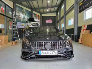 ชุดแต่งตัวถังรถยนต์ Mercedes-Benz S-Class C217 S63 Coupe วัสดุคาร์บอนไฟเบอร์ สภาพใหม่ ประกอบด้วยลิ้นหน้า ดิฟฟิวเซอร์หลัง สปอยเลอร์ท้าย - Product Image 6