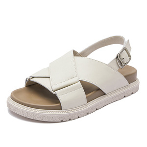Sandalias de mujer de cuero genuino a la moda, novedad de verano 2025, zapatos de playa de suela gruesa, suaves y cómodos - Product Image 1