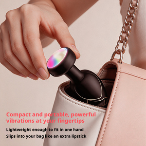 ปลั๊กก้นซิลิโคนสั่นพร้อมรีโมทคอนโทรล มีไฟ LED สีสันสดใส 10 โหมดสั่นสะเทือน ของเล่นทางเพศสำหรับผู้ชาย - Product Image 4