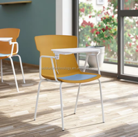 Mobilier scolaire moderne Chaise d'étudiant pour la formation Chaise en plastique PP Chaise de bureau rotative et table d'écriture en MDF