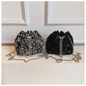 Bolso bandolera de PU con lentejuelas, estilo moderno, con cierre tipo cubo, capacidad personalizable, para mujer - Product Image 2