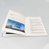 Impression professionnelle de catalogues d'entreprise sur mesure pour les marques de quincaillerie et de vêtements, service de conception de brochures et de magazines scolaires de haute qualité