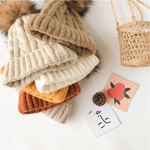 Set di cappelli da bambino invernali cappellino berretto da bambino cappelli da bambino per ragazze bel <span class=keywords><strong>Pompon</strong></span> per bambini tenere caldo berretto da sci lavorato a maglia - Product Image 2