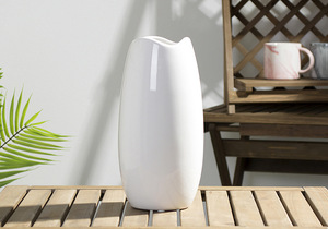Ensemble <span class=keywords><strong>de</strong></span> trois vases blancs simples Art Déco, pots à fleurs, décoration minimaliste pour la maison - Product Image 6