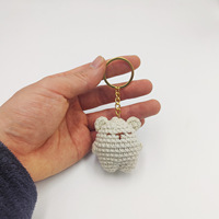 Gantungan kunci beruang Crochet buatan tangan, gantungan kunci lucu coklat dan putih mewah untuk dekorasi tas