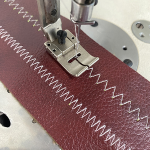 Machine <span class=keywords><strong>à</strong></span> coudre plate industrielle <span class=keywords><strong>à</strong></span> moteur haute vitesse pour couture chevrons, vêtements en lin <span class=keywords><strong>Tai</strong></span> <span class=keywords><strong>Chi</strong></span>, points trois et quatre fils, RN-2284D - Product Image 6