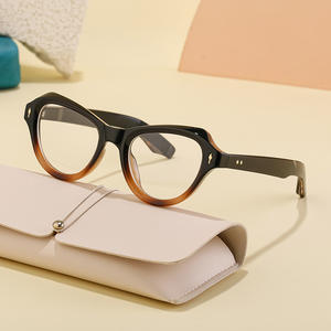 ZS-98131 Monturas Ópticas Ojo de Gato para Mujer, Lentes de PC Negras con Protección UV400, Tamaño Mediano, Estilo Urbano - Product Image 3