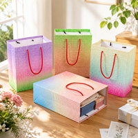 Sac cadeau en papier de luxe à motif crocodile gaufré, grand sac de shopping personnalisé à dégradé de couleurs pour l'emballage de boutiques et de commerces de détail