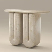 Table console Dream Home Wabi en travertin neutre avec support double intégré, plateau rectangulaire long et souple, table de décoration moderne pour entrée