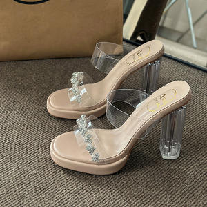 Femmes nouveau 2025 été vêtements d'extérieur sandales <span class=keywords><strong>talon</strong></span> épais <span class=keywords><strong>talon</strong></span> haut fée pantoufles beau cristal <span class=keywords><strong>Transparent</strong></span> carré ouvert - Product Image 4