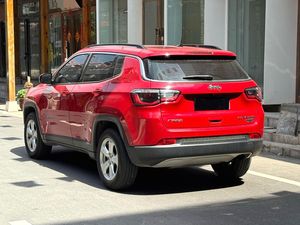 Jeep Compass 1.4T 200T Edición Familiar 2017, Auto Usado Más Vendido, Transmisión Automática, Buen Estado, Económico - Product Image 4