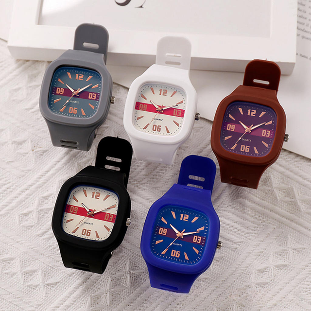 2026 Factory Fashion Casual Simple Luxury Watch Cartoon Sports Square Quartz Watch Women Men Kids
