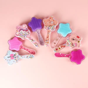 ขายส่งแปรง<span class=keywords><strong>ผม</strong></span>น่ารักพร้อมรูปดาวเลื่อมทรายด่วน Detangling เบาะนวดเด็กแวววาวเด็กสาวหวีเปียกเรียบ - Product Image 3