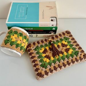 Funda de <span class=keywords><strong>libro</strong></span> de ganchillo a mano con flor de sol bonita, regalos para amigos, cubierta de <span class=keywords><strong>libro</strong></span> de Material de algodón <span class=keywords><strong>Amigurumi</strong></span> - Product Image 1