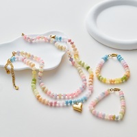 Bijoux de mode pour femmes, collier et bracelet en perles de pierres précieuses colorées avec pendentif en forme de cœur en acier inoxydable plaqué or 18 carats