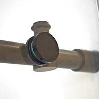 Cabine de douche moderne en L sans cadre avec porte coulissante en verre, cloison de salle de bain sur mesure