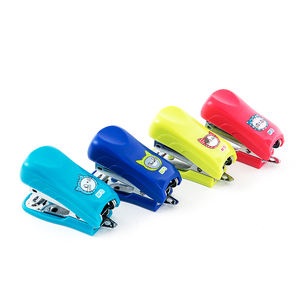 Mini <span class=keywords><strong>Engrapadora</strong></span> <span class=keywords><strong>Kawaii</strong></span> M&G 24/6 Mini, 4 Colores Vivos, Material Escolar para Estudiantes, <span class=keywords><strong>Engrapadora</strong></span> Elegante y Duradera - Product Image 2